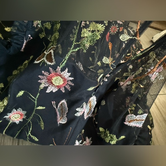 Morgan & Co|Fully Embroidered Floral Black maxi dress,sleeveless & fairy style• - Picture 13 of 16